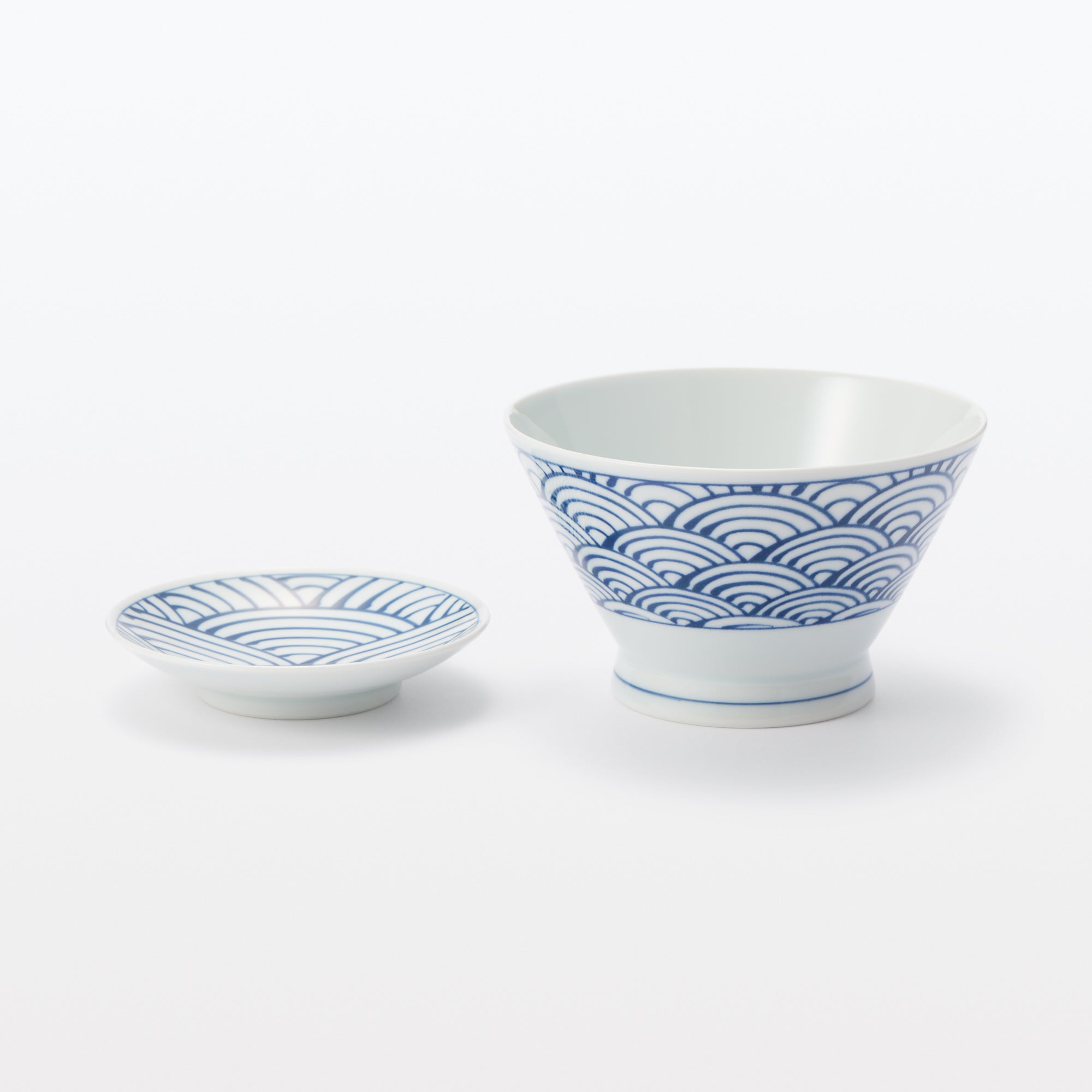 Hasami Ware Small Plate - Large Wave Pattern