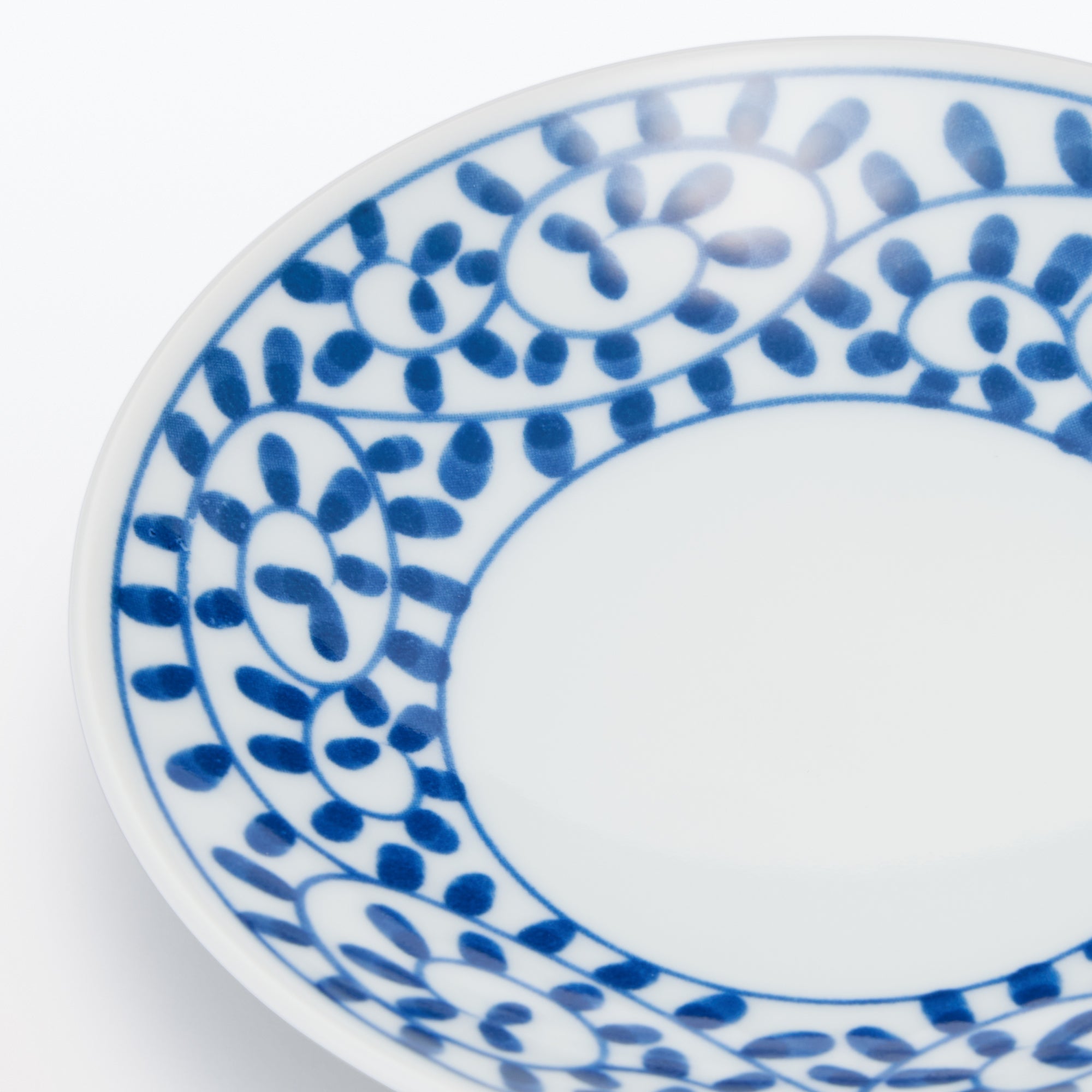 Hasami Ware Small Plate - Arabesque Pattern