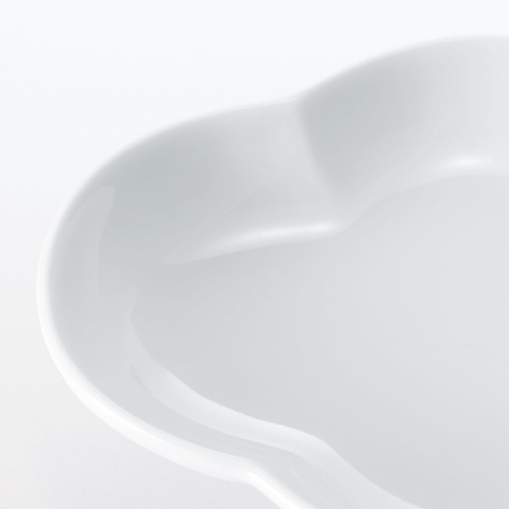 Hasami Ware Lucky Small Plate - Pine - White