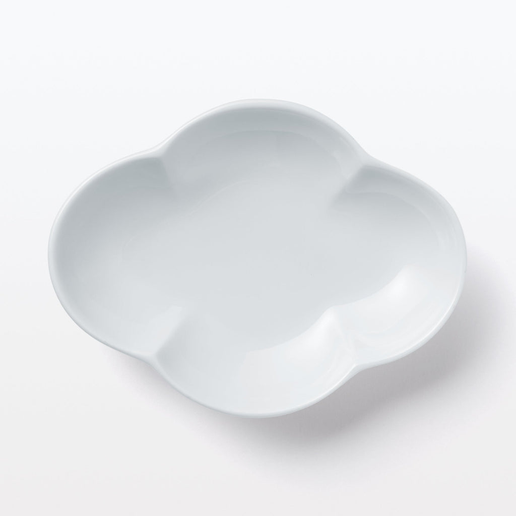 Hasami Ware Lucky Small Plate - Flowering Quince - White