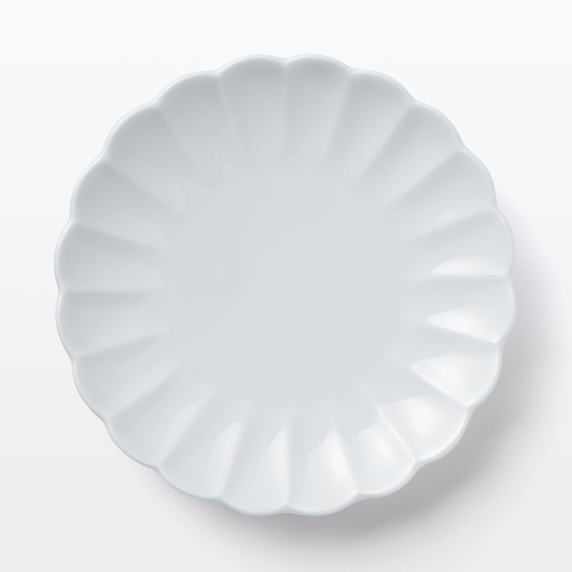 Hasami Ware Lucky Small Plate - Chrysanthemum - White