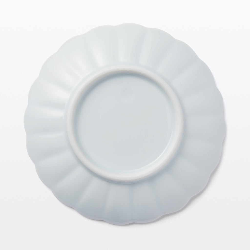 Hasami Ware Lucky Small Plate - Chrysanthemum - White