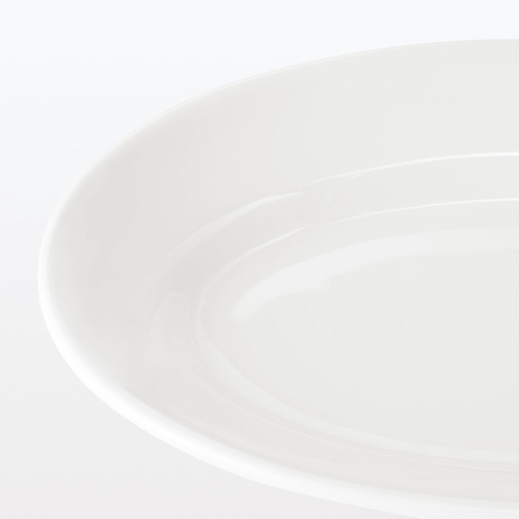 Porcelain Rimmed Oval Plate Medium - White