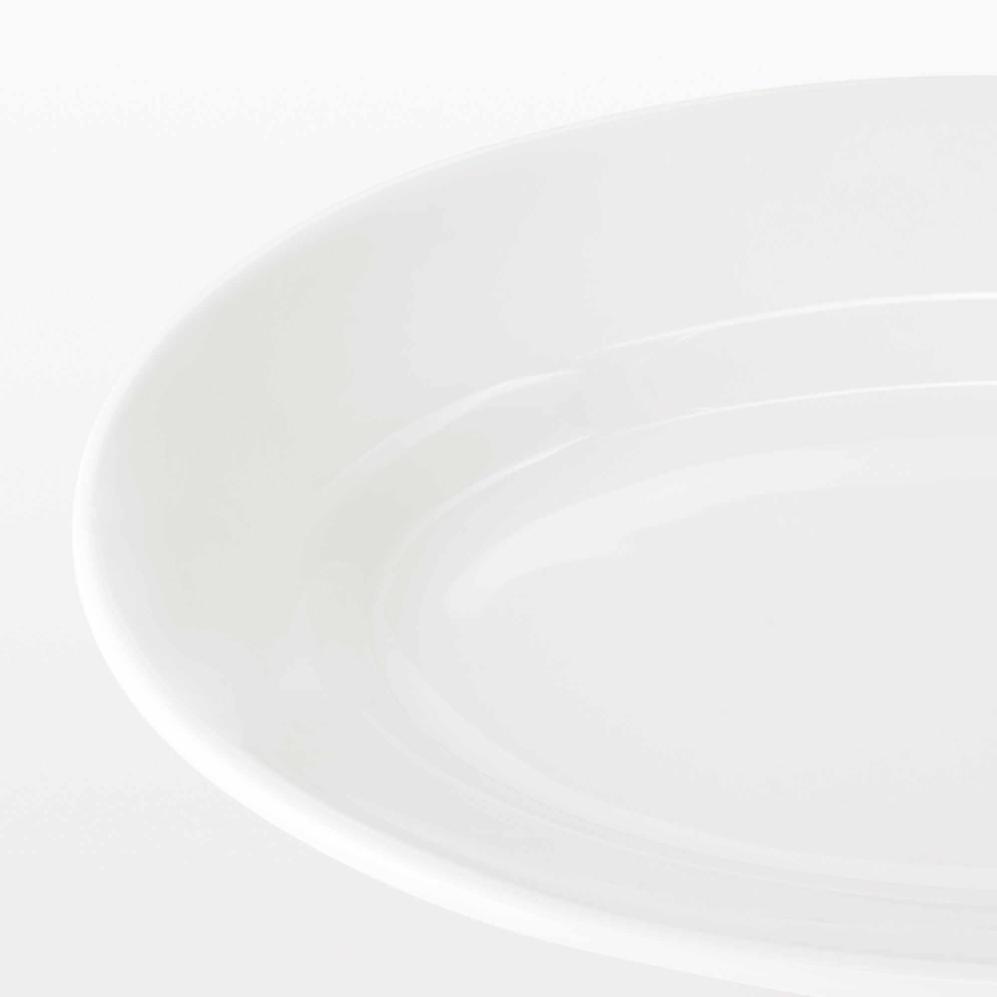 Porcelain Rimmed Oval Plate Medium - White