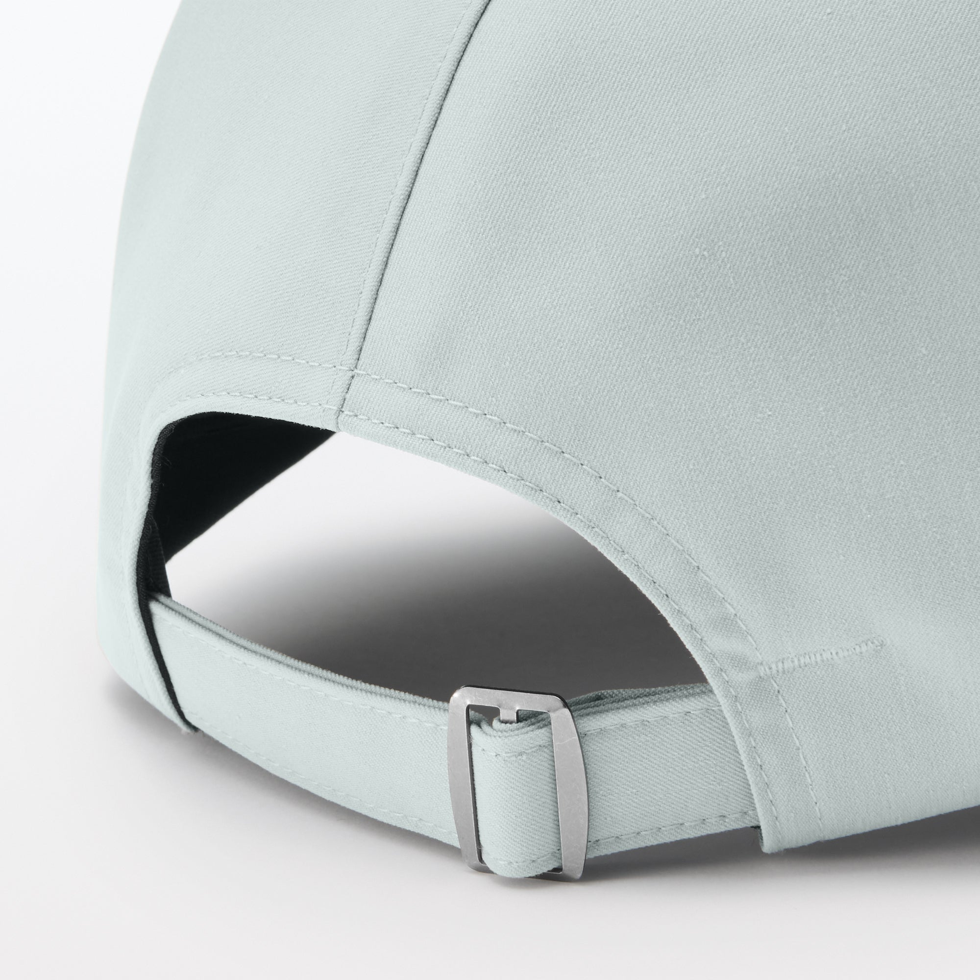 Water Repellent Sealing Taped Cap