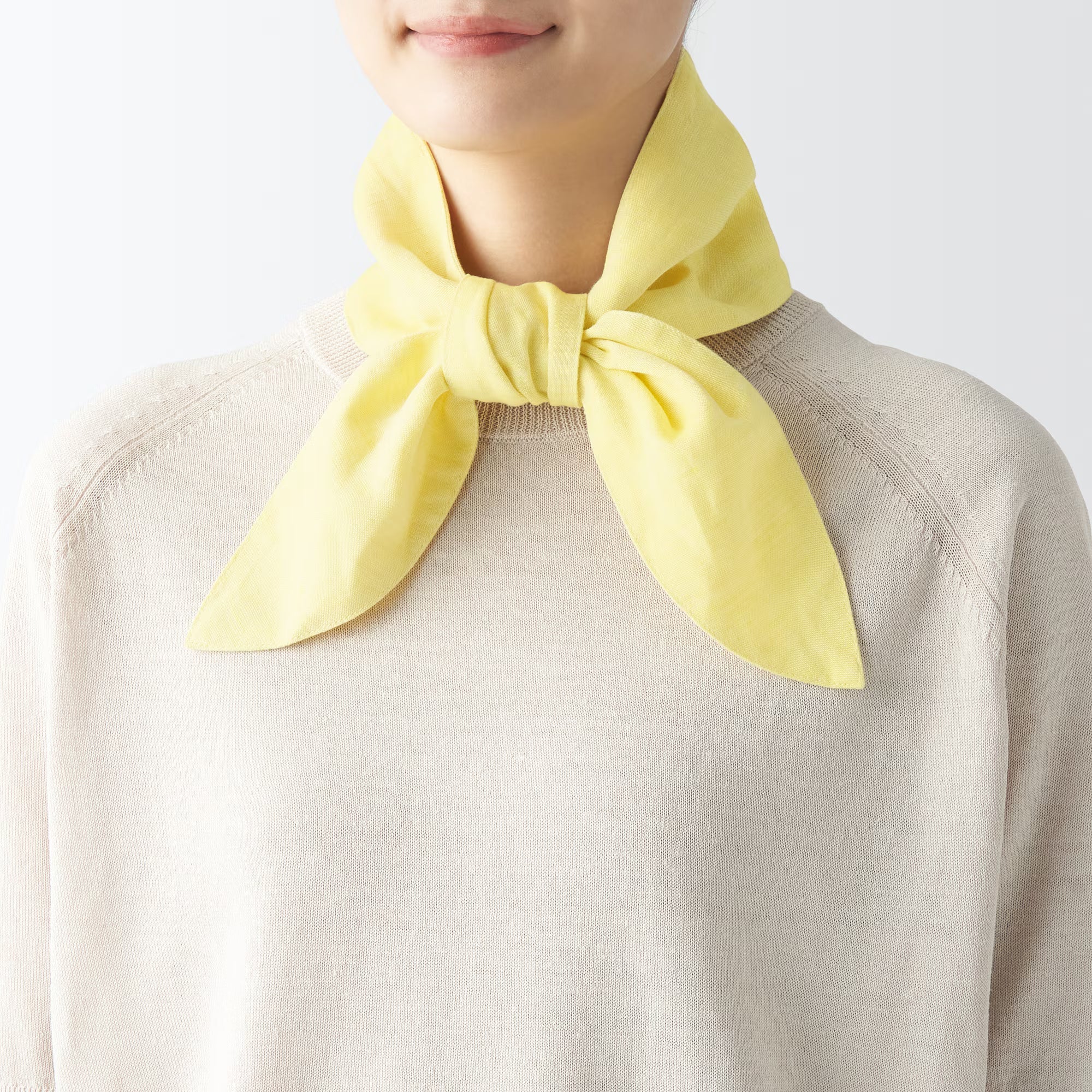 Cool Touch Scarf with Pocket