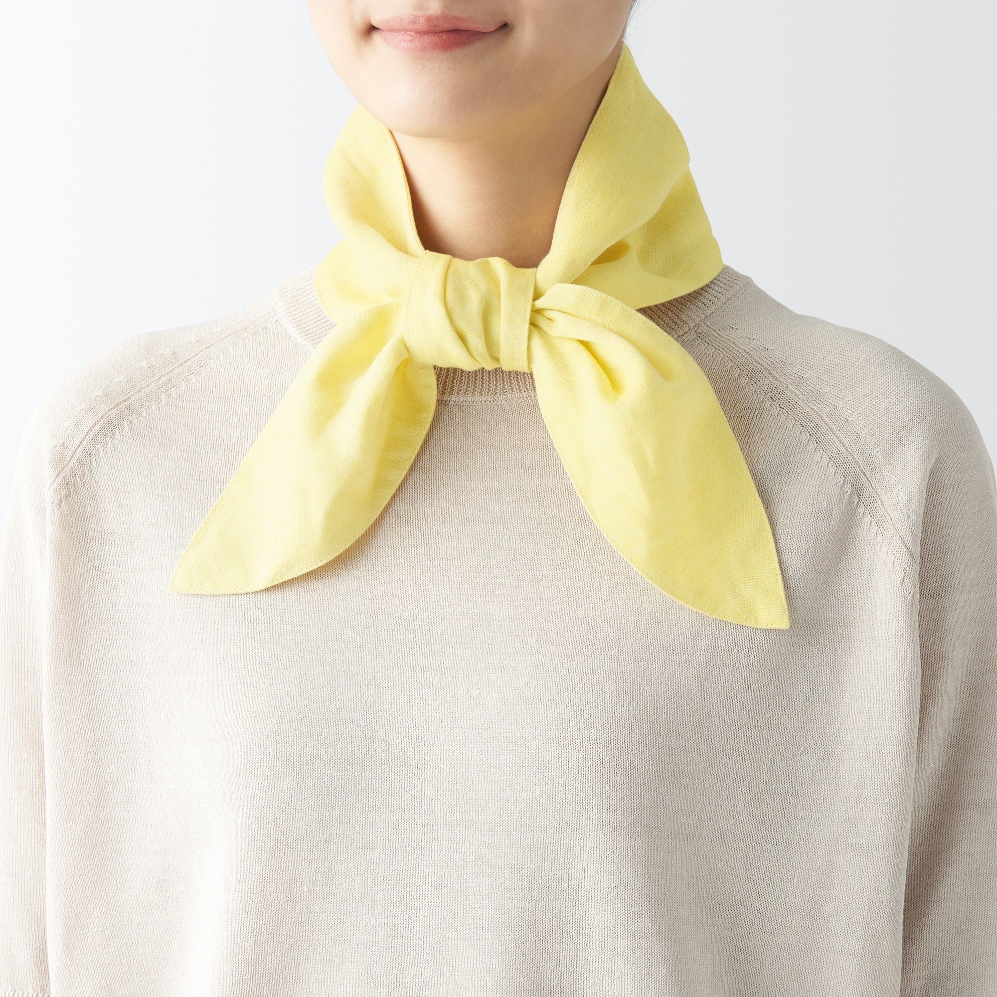 Cool Touch Scarf with Pocket