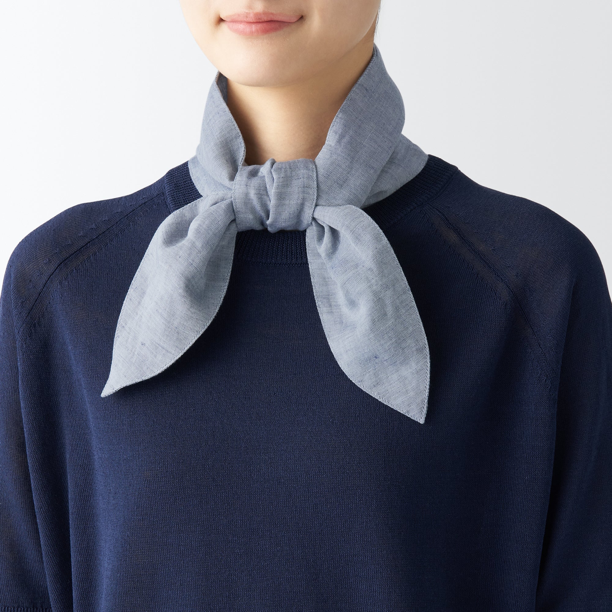 Cool Touch Scarf with Pocket
