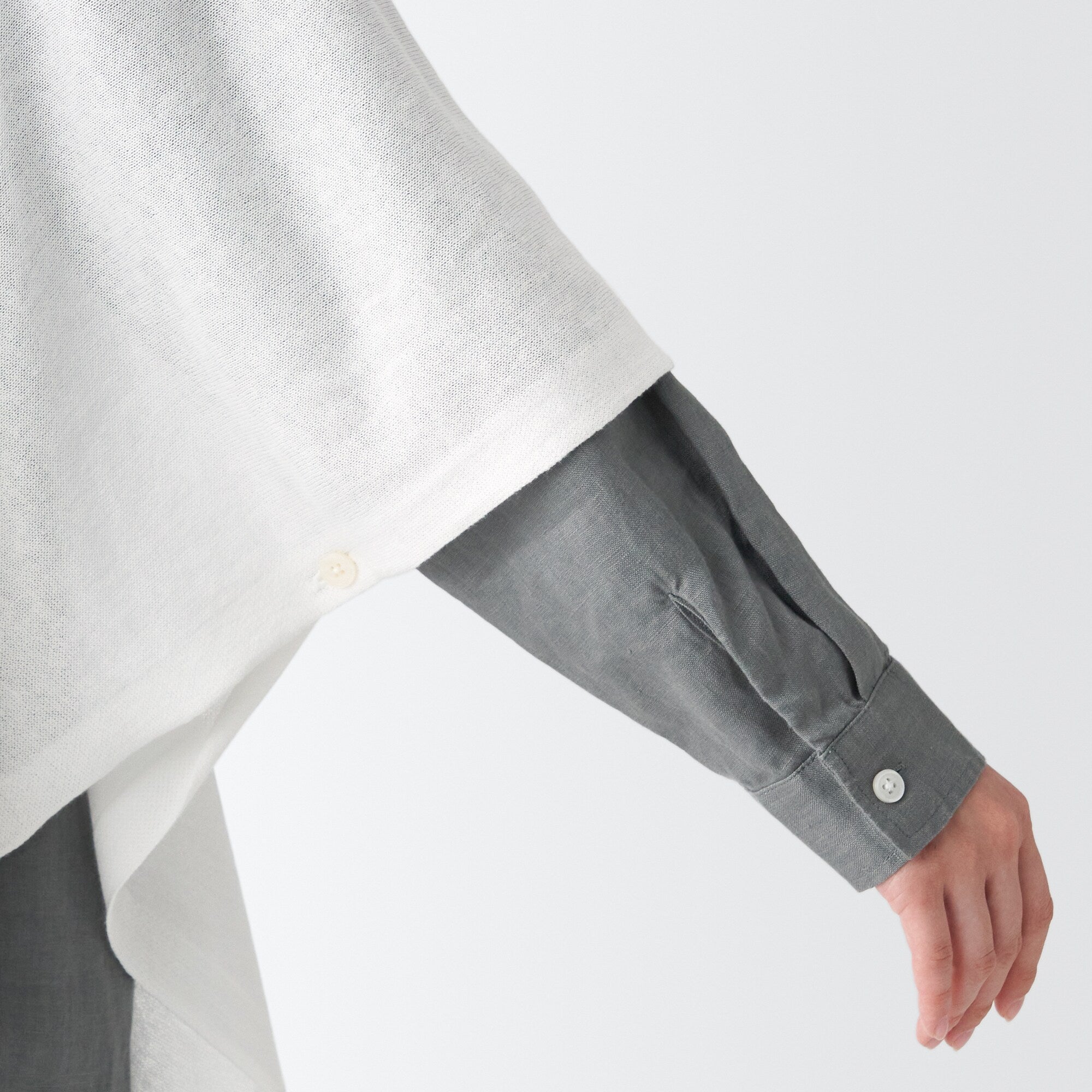 High-Twist Cotton Buttoned Bolero