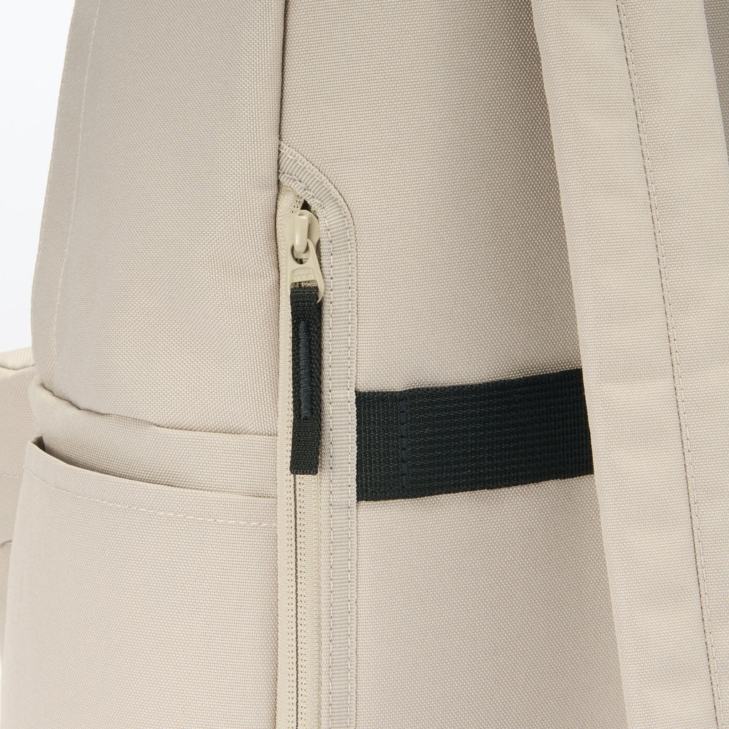 Less Tiring Water Repellent Backpack