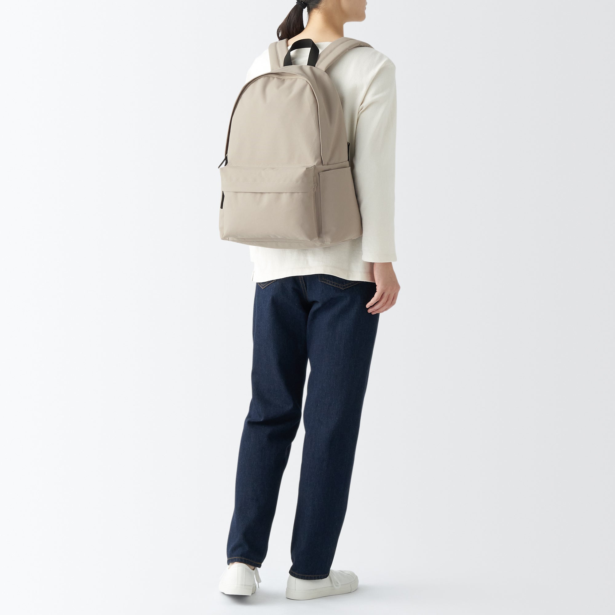 Less Tiring Water Repellent Backpack