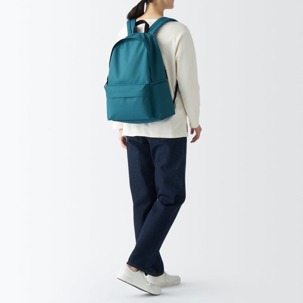 Less Tiring Water Repellent Backpack