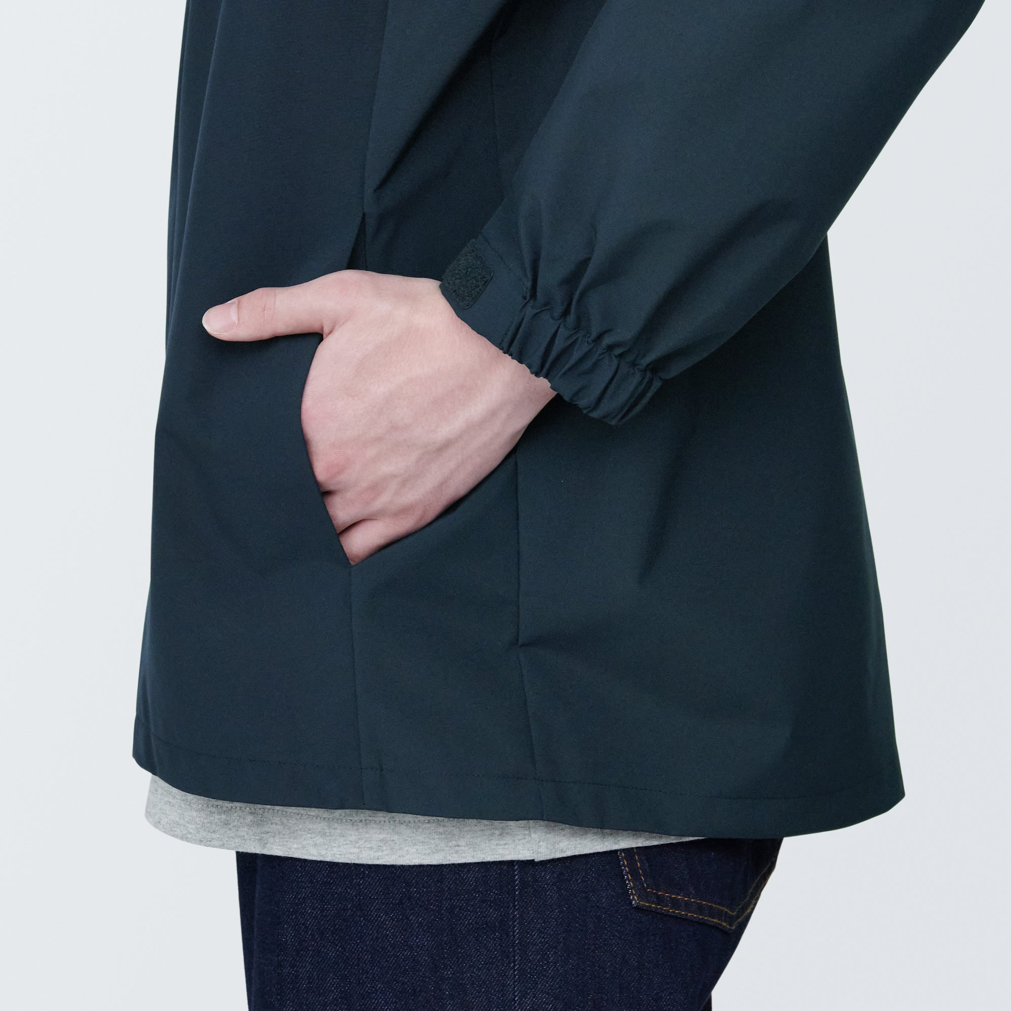 Men's Water Repellent Hooded Jacket
