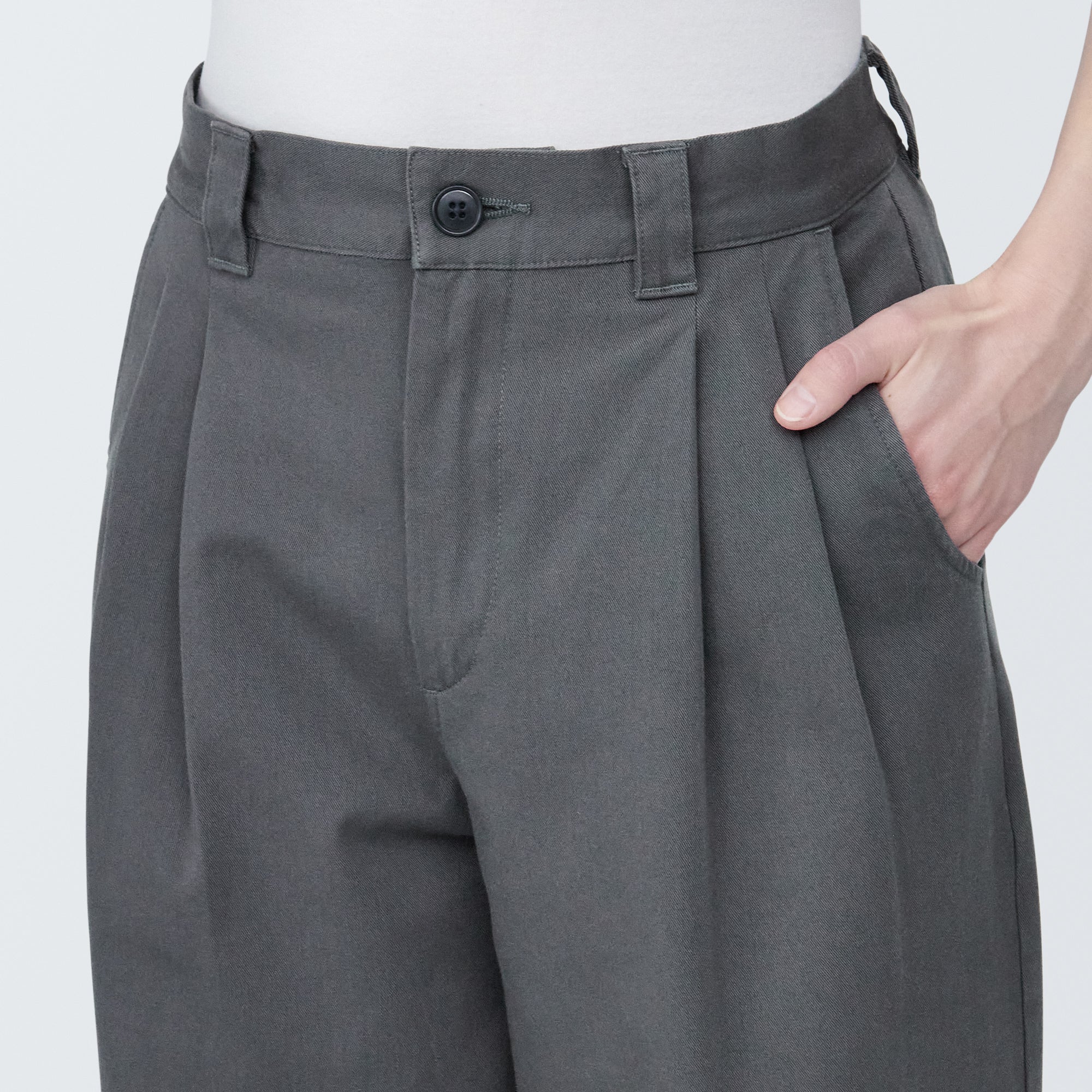 Pleated Wide Chino Pants