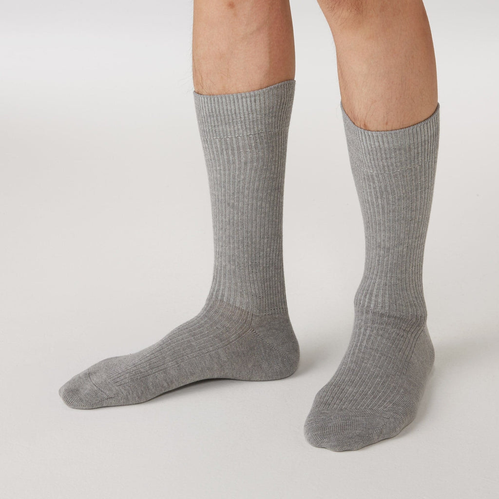 Right Angle Ribbed Socks