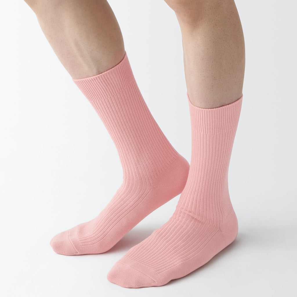 Right Angle Ribbed Socks