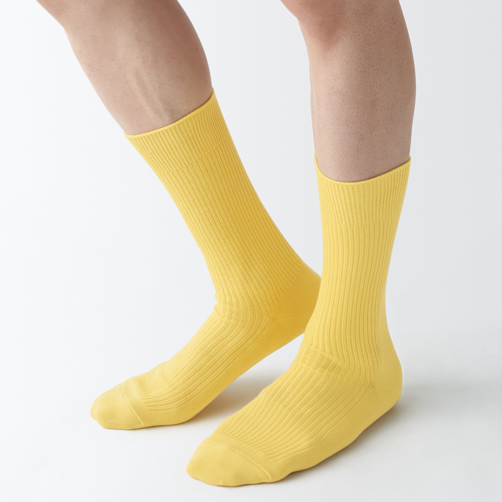 Right Angle Ribbed Socks