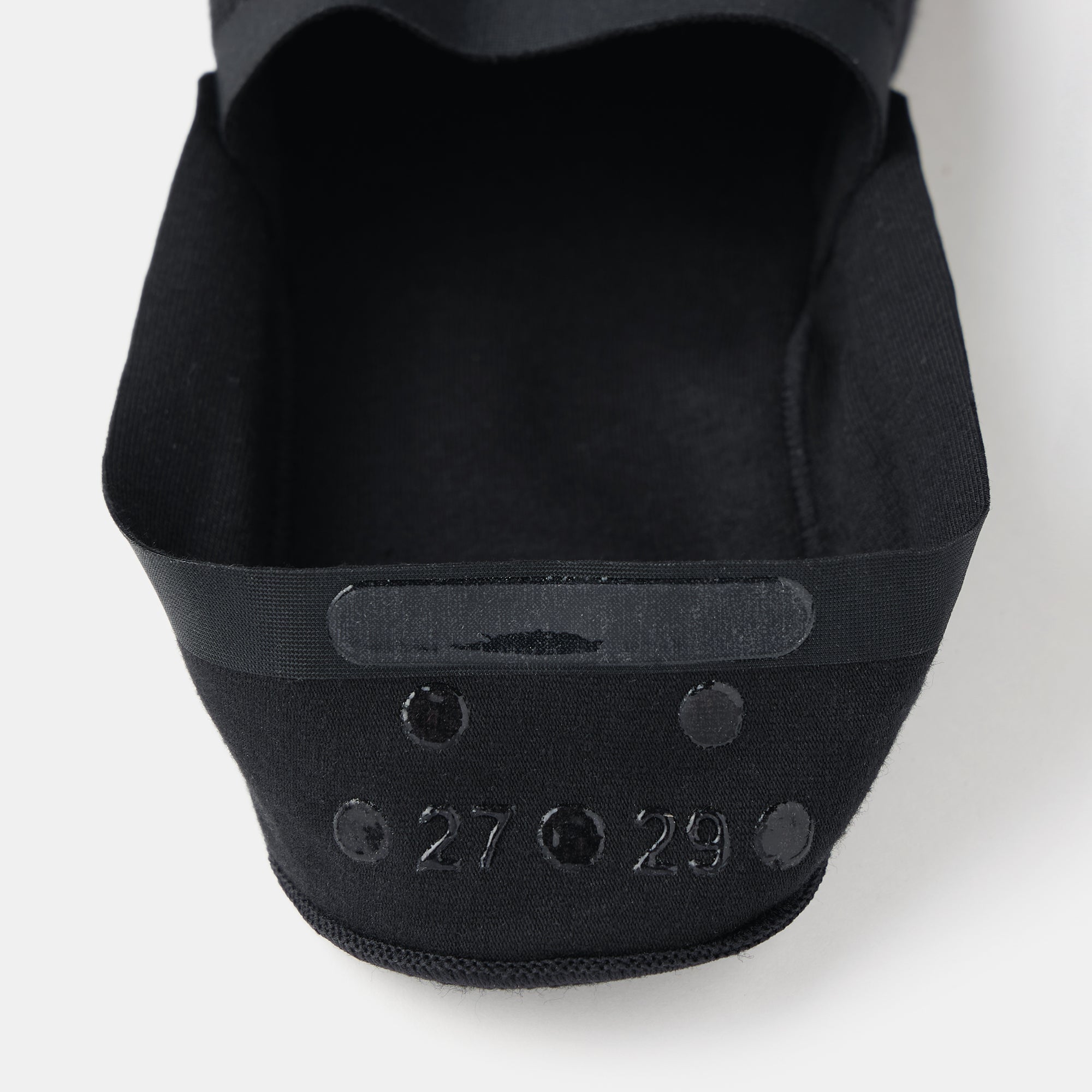 Seamless Toe High Cut No-Show Socks with Heel Grip