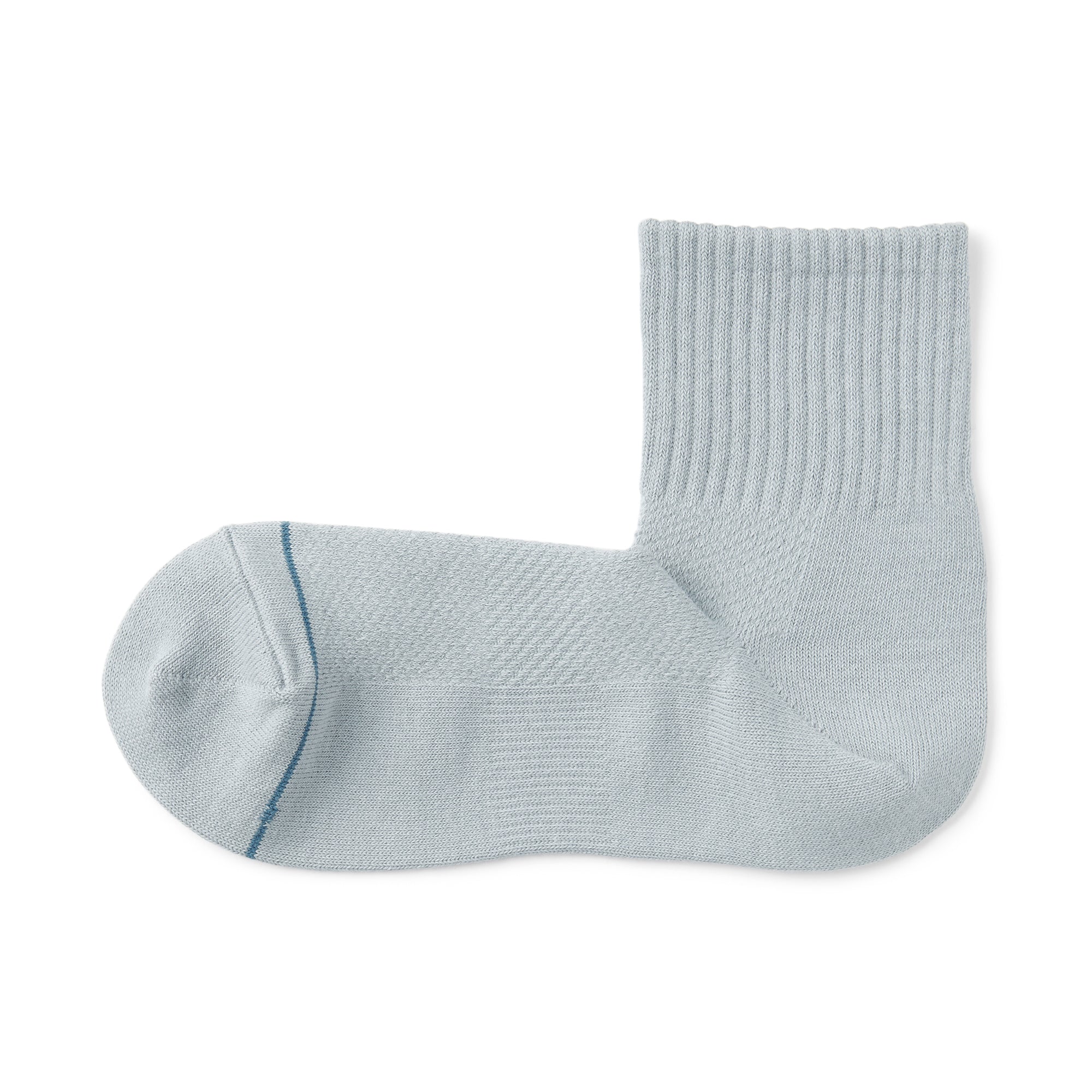 Right Angle Breathable Mesh Short Socks
