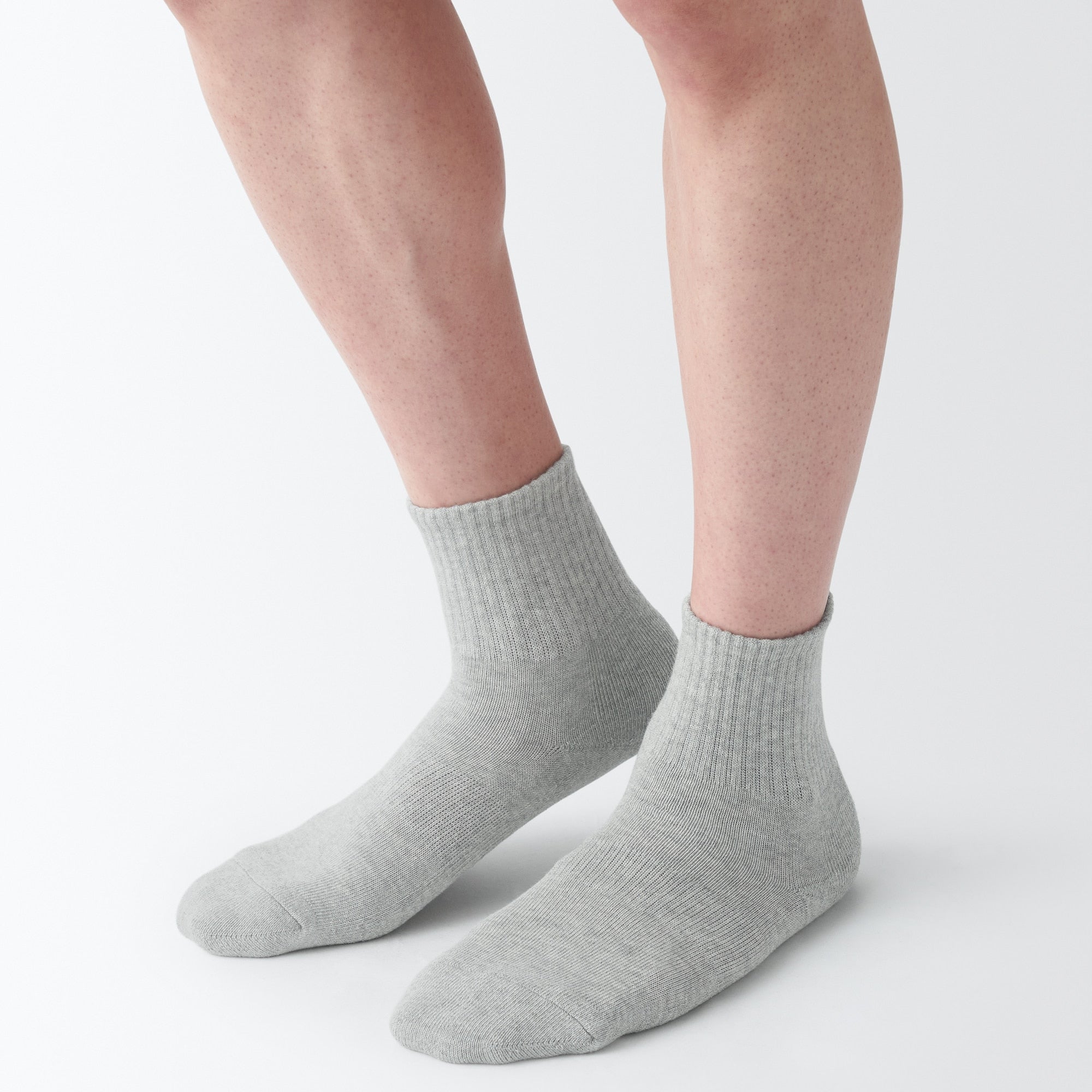 Right Angle Pile Short Socks