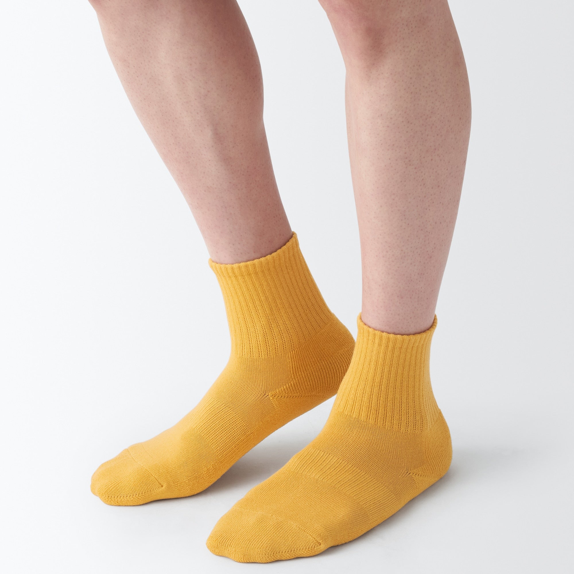 Right Angle Pile Short Socks