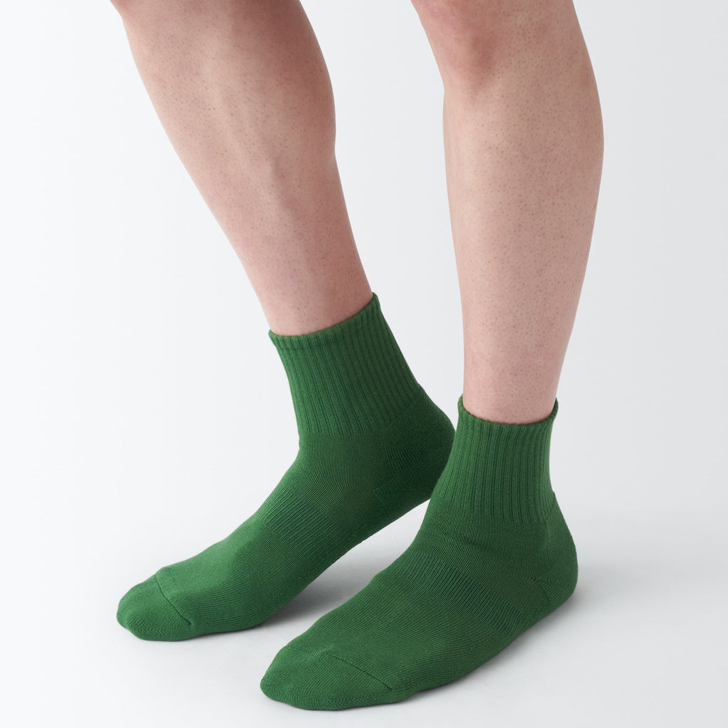 Right Angle Pile Short Socks