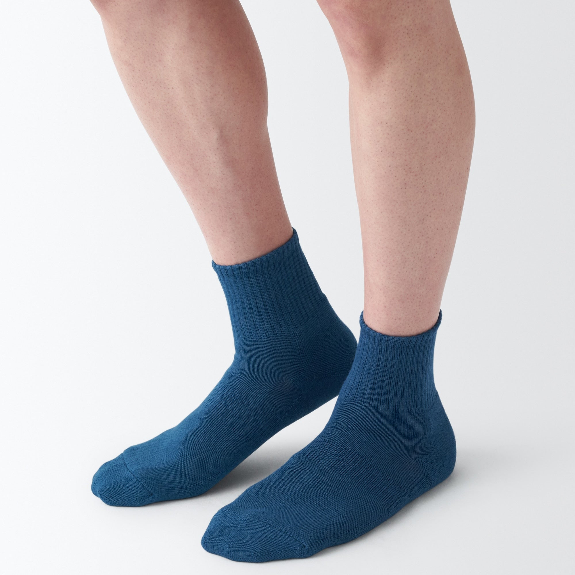 Right Angle Pile Short Socks
