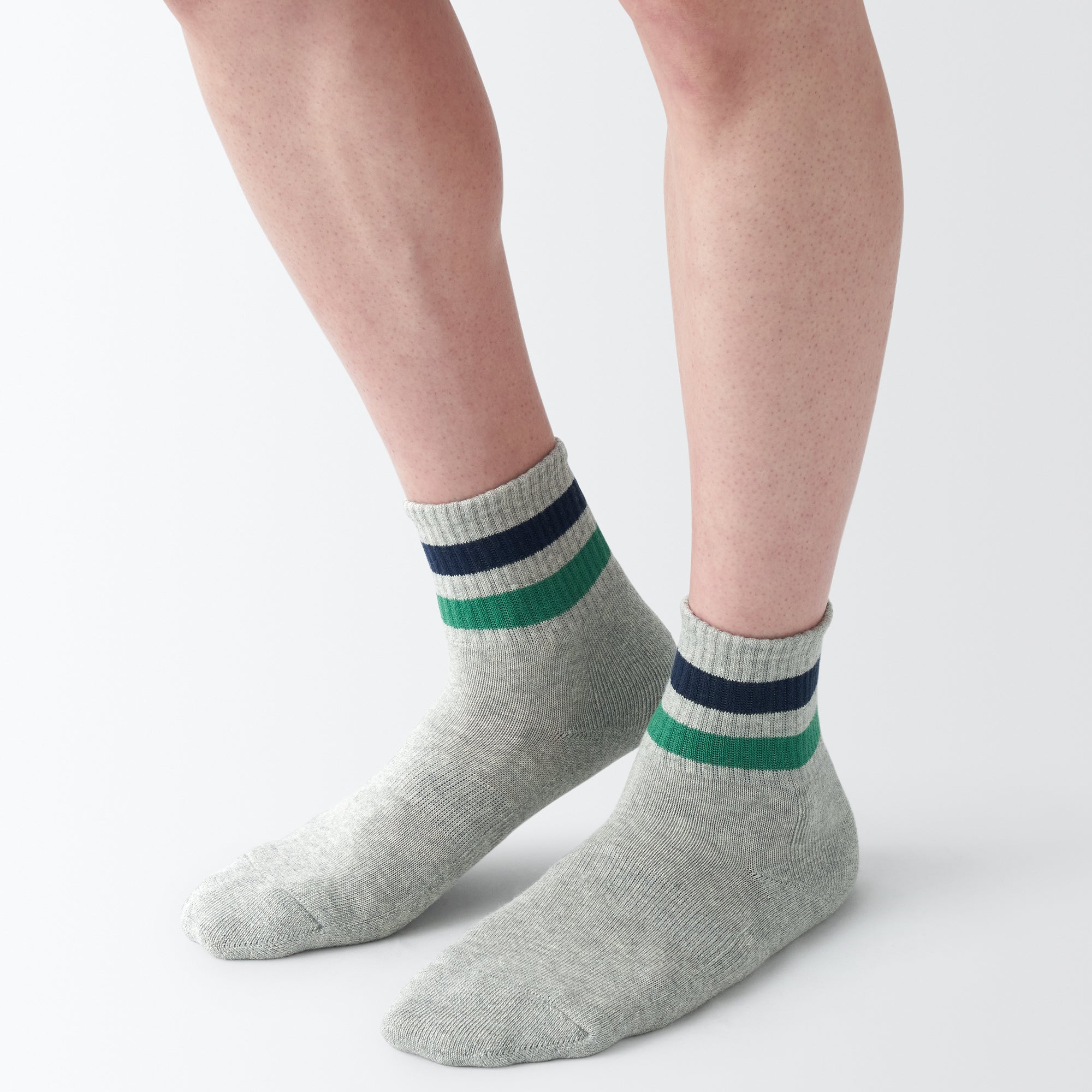 Right Angle Pile Short Socks