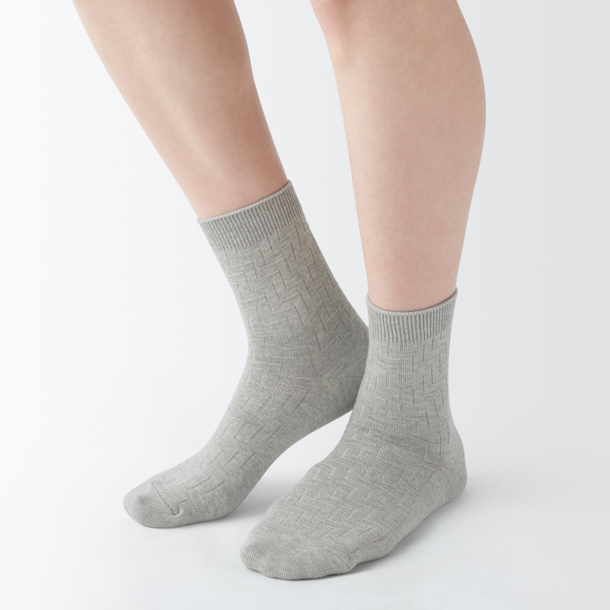 Right Angle Loose Top Short Socks