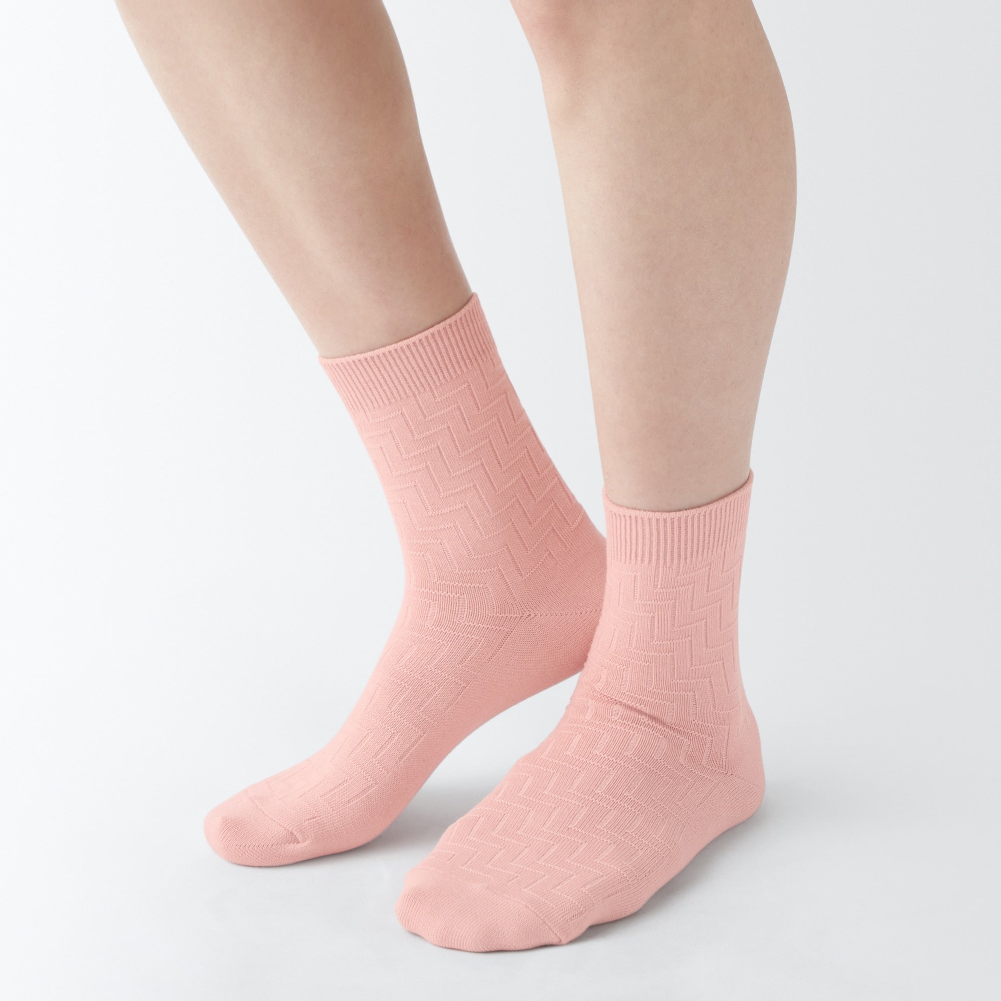 Right Angle Loose Top Short Socks