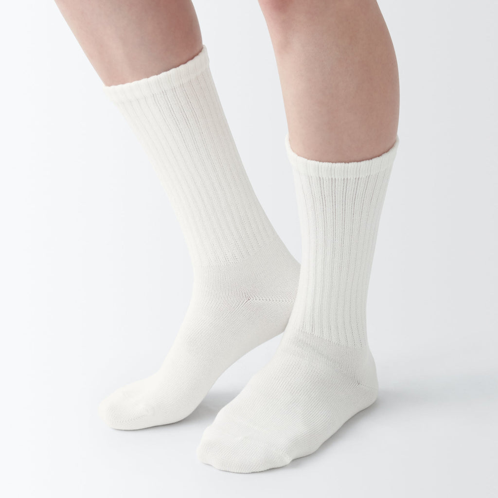 Right Angle Loose Top Loose Fit Socks