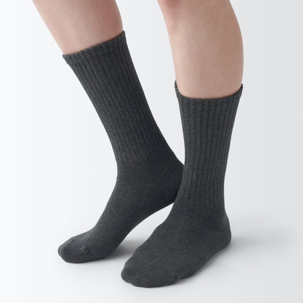 Right Angle Loose Top Loose Fit Socks