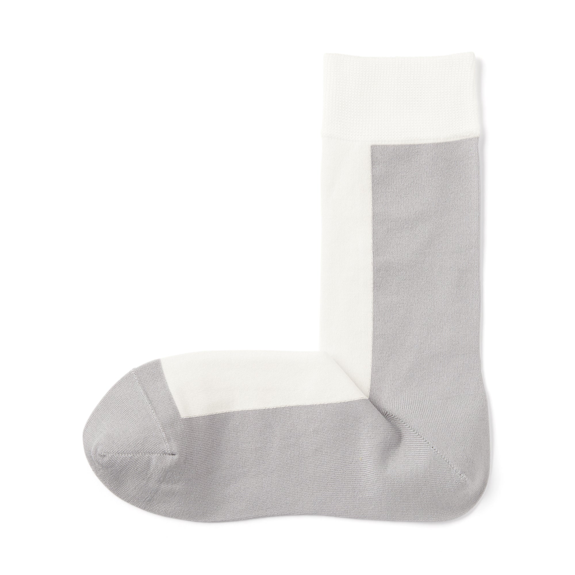 Lustrous Cotton Yarn Patterned Socks