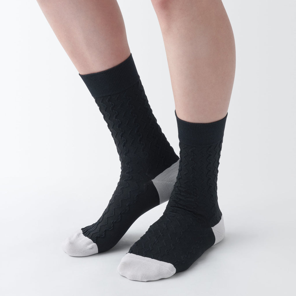Lustrous Cotton Yarn Pattern Stitch Socks