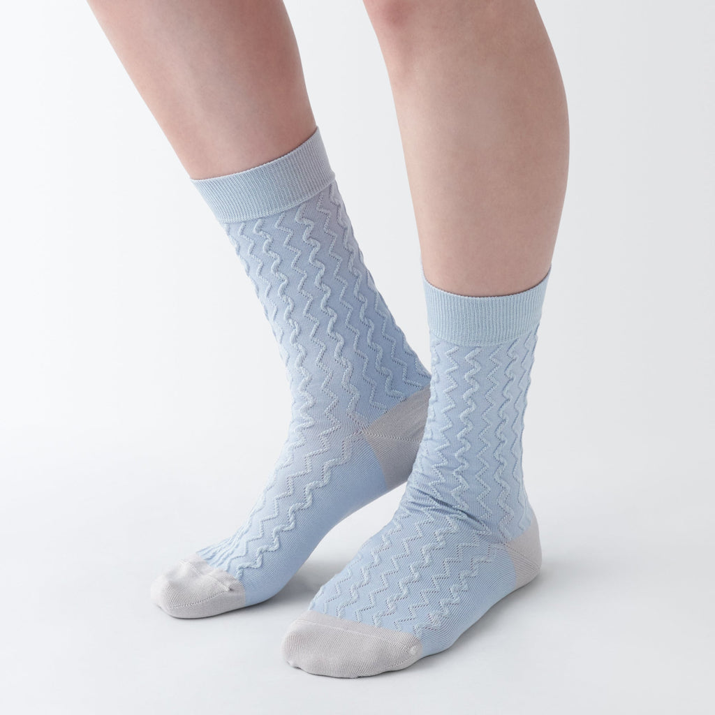 Lustrous Cotton Yarn Pattern Stitch Socks