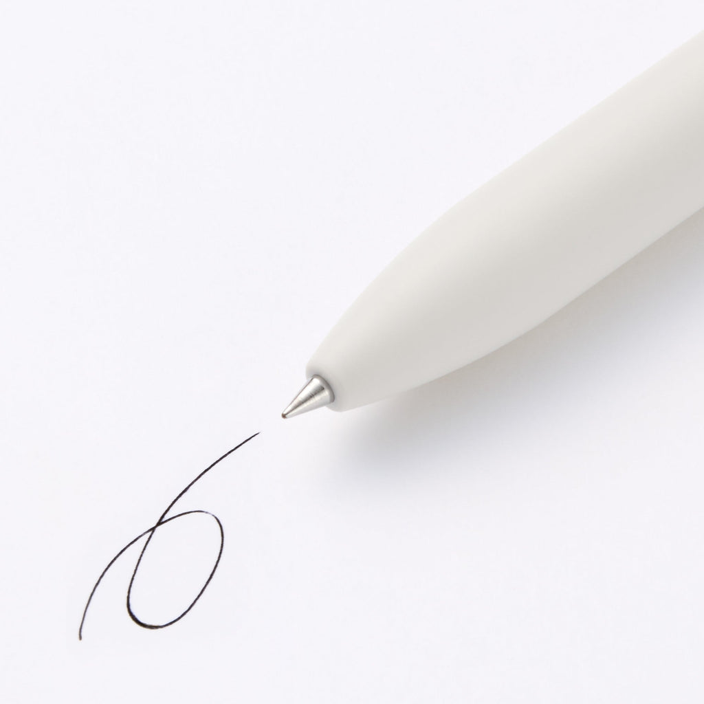 Smooth Oil Ink Ballpoint Pen 0.38 mm - Black