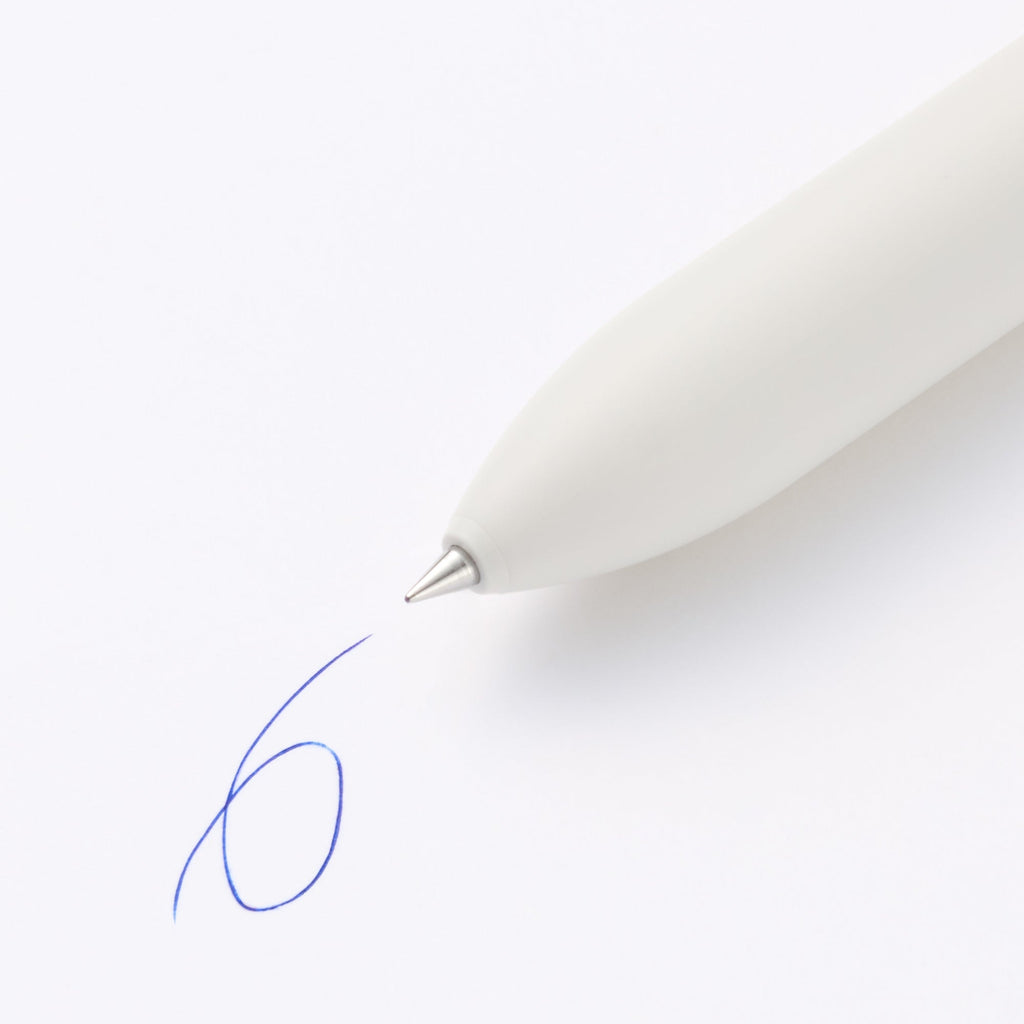 Smooth Oil Ink 4-Color Ballpoint Pen 0.38 mm
