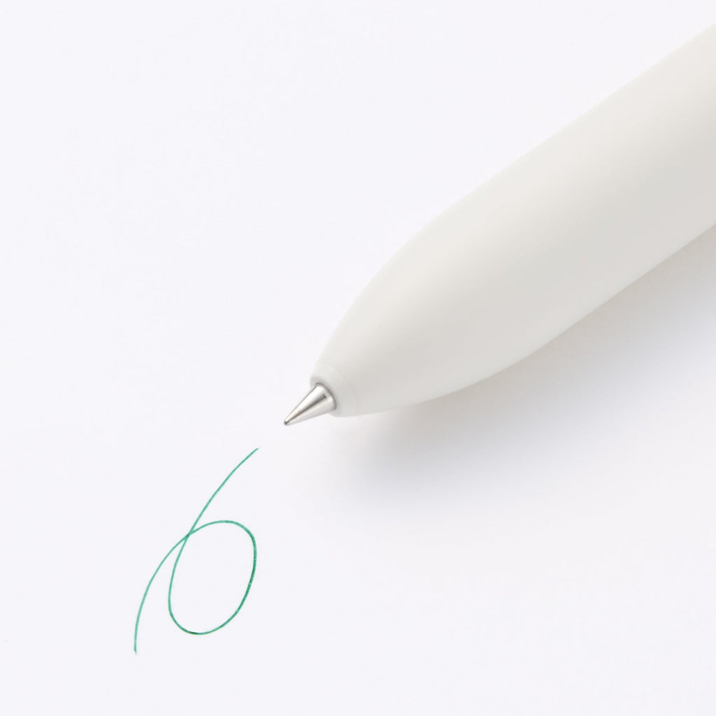 Smooth Oil Ink 4-Color Ballpoint Pen 0.38 mm