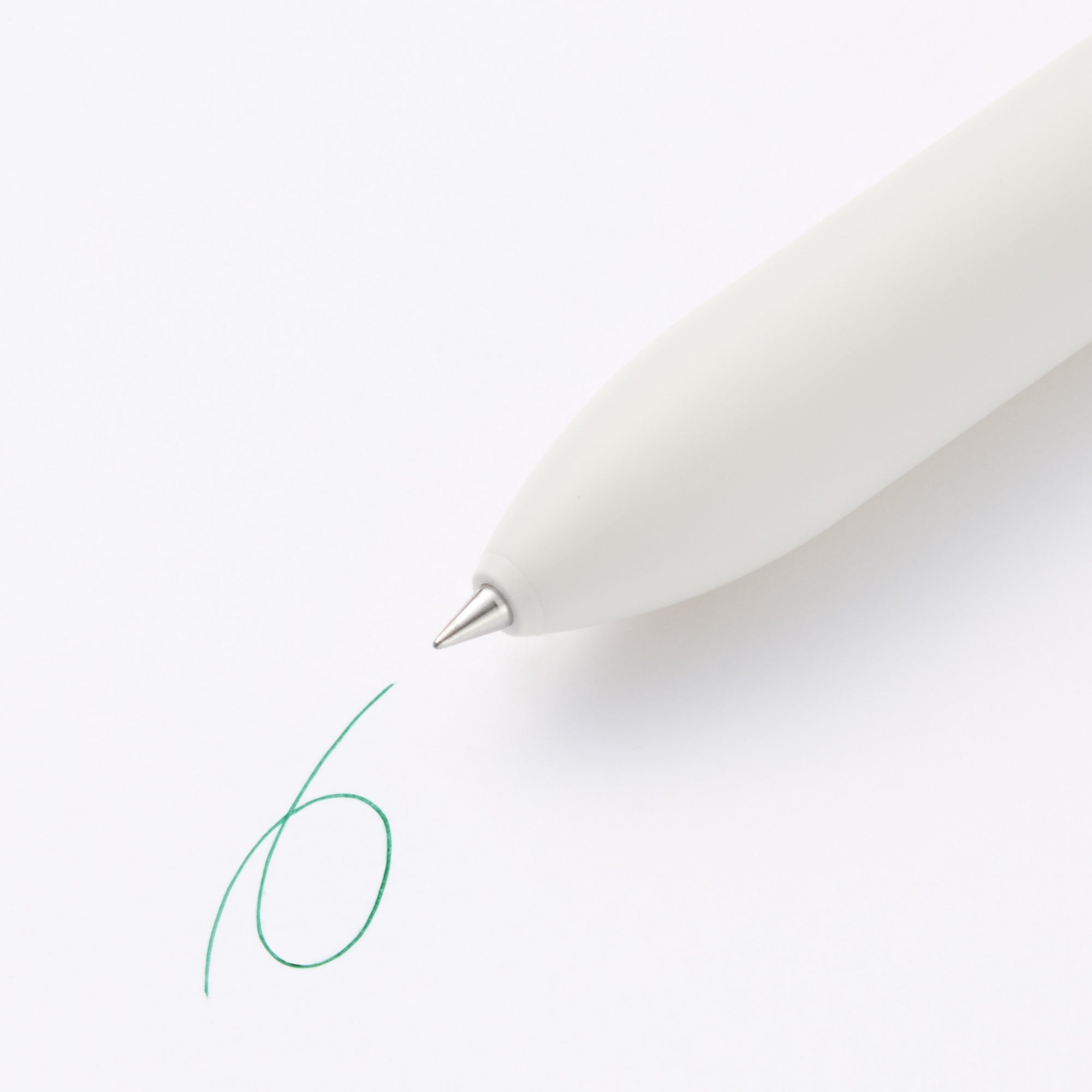 Smooth Oil Ink 4-Color Ballpoint Pen 0.38 mm