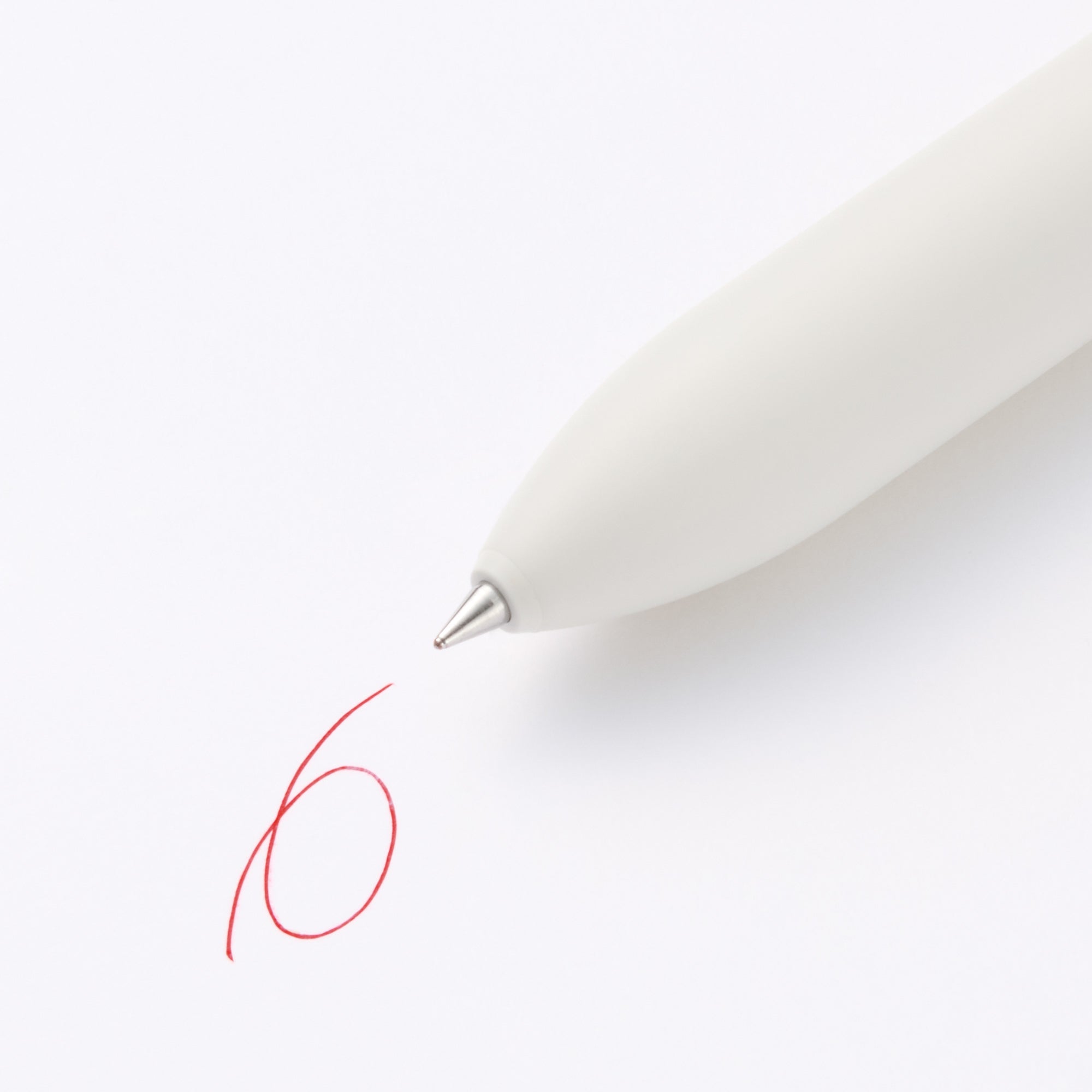 Smooth Oil Ink 4-Color Ballpoint Pen 0.5 mm