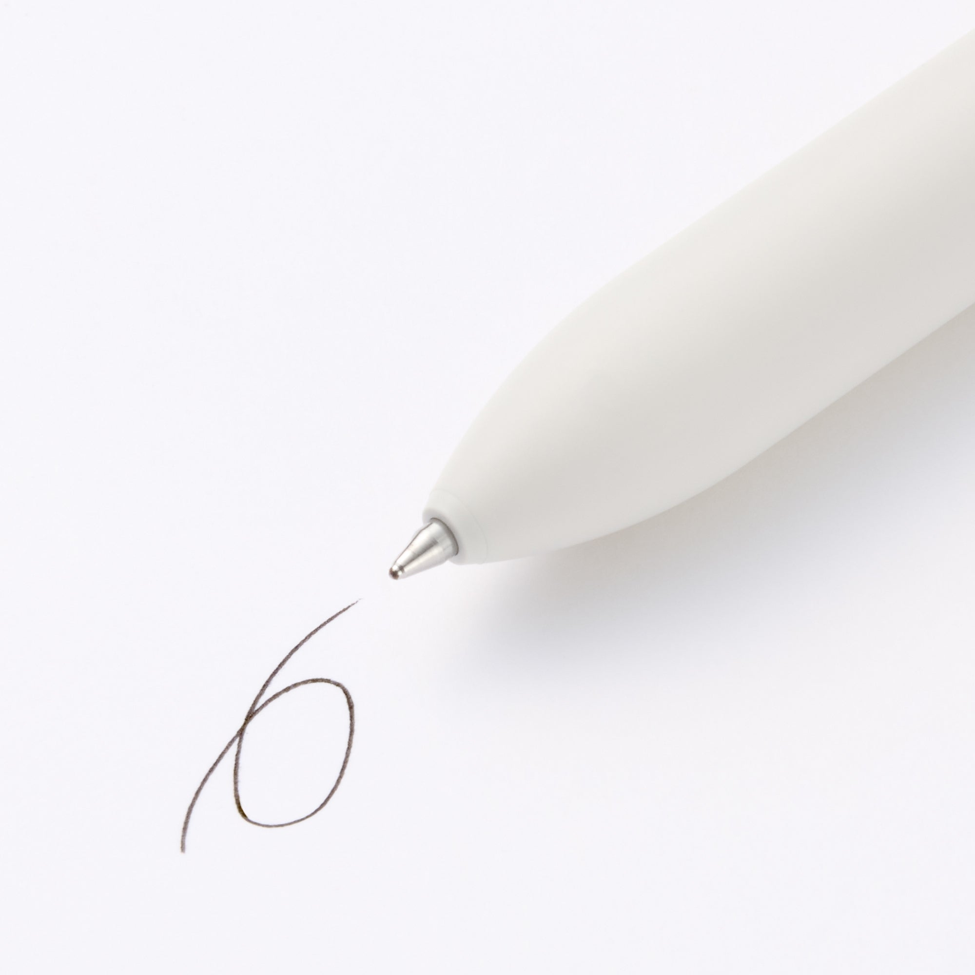 Smooth Oil Ink 4-Color Ballpoint Pen 0.7 mm