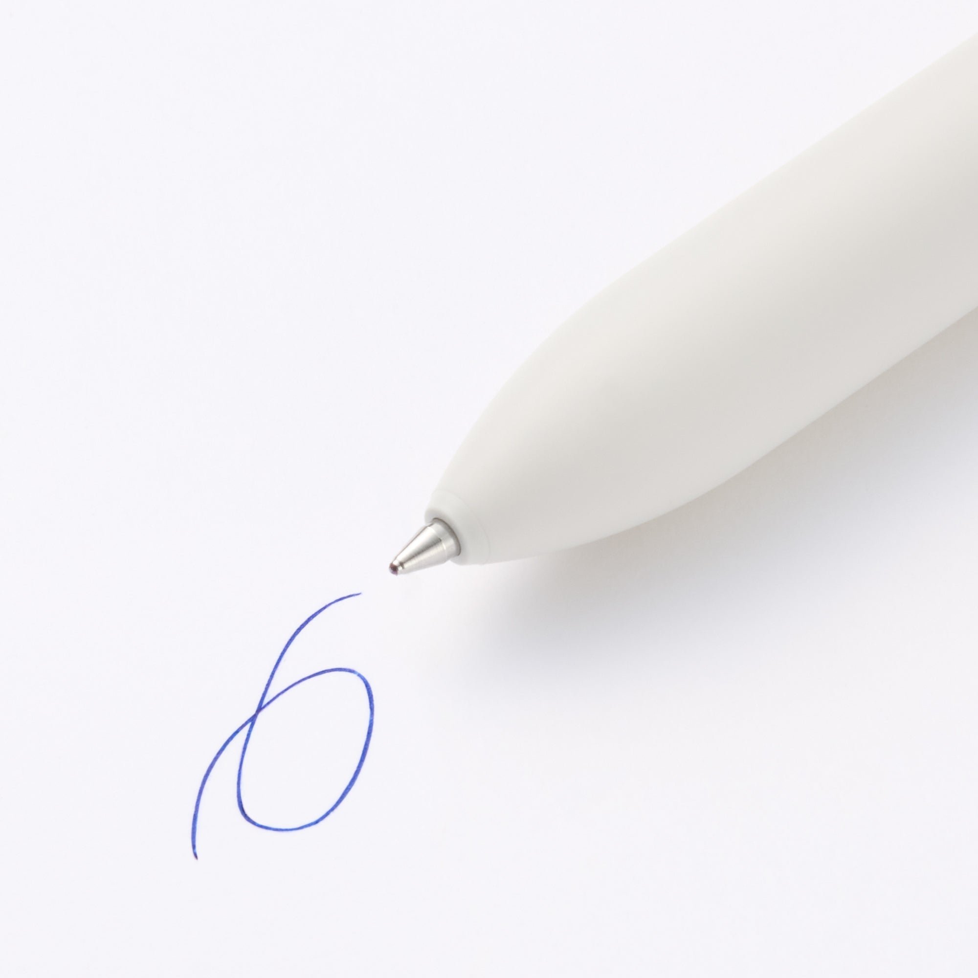 Smooth Oil Ink 4-Color Ballpoint Pen 0.7 mm