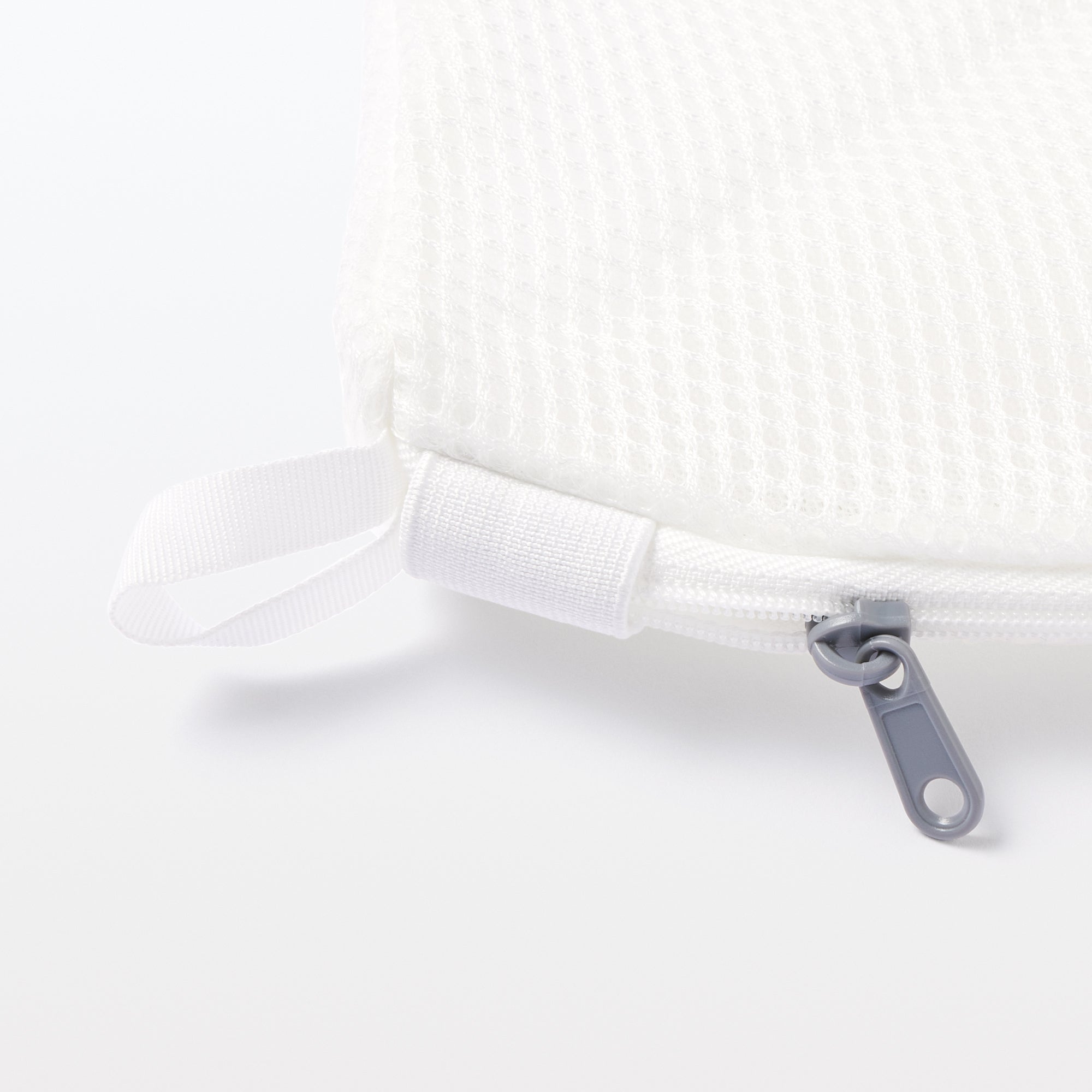 Polyester Cushion Mesh Round Laundry Net for Underwear