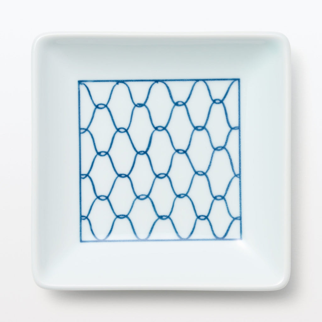 Hasami Ware Square Plate - Mesh Pattern