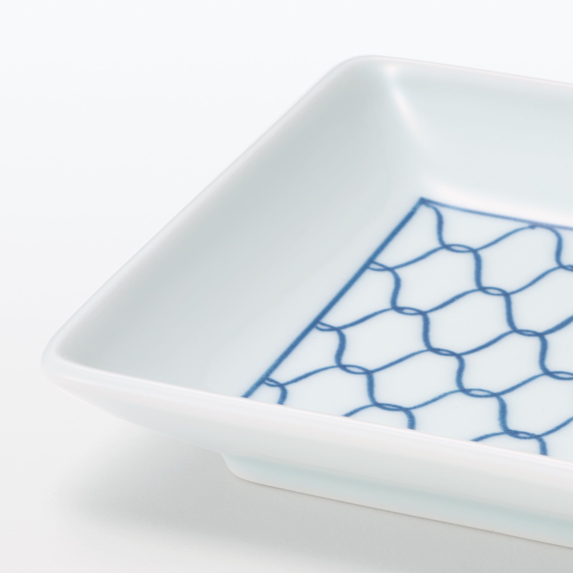 Hasami Ware Square Plate - Mesh Pattern