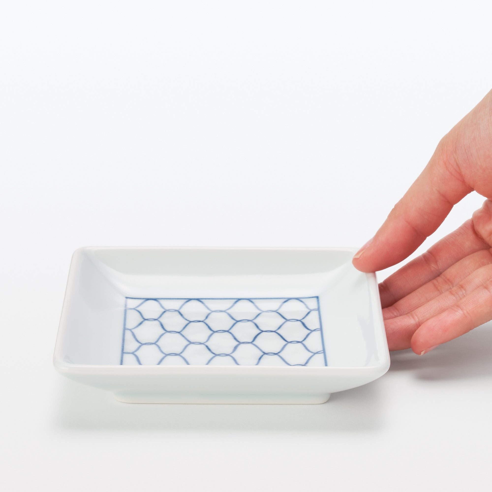 Hasami Ware Square Plate - Mesh Pattern