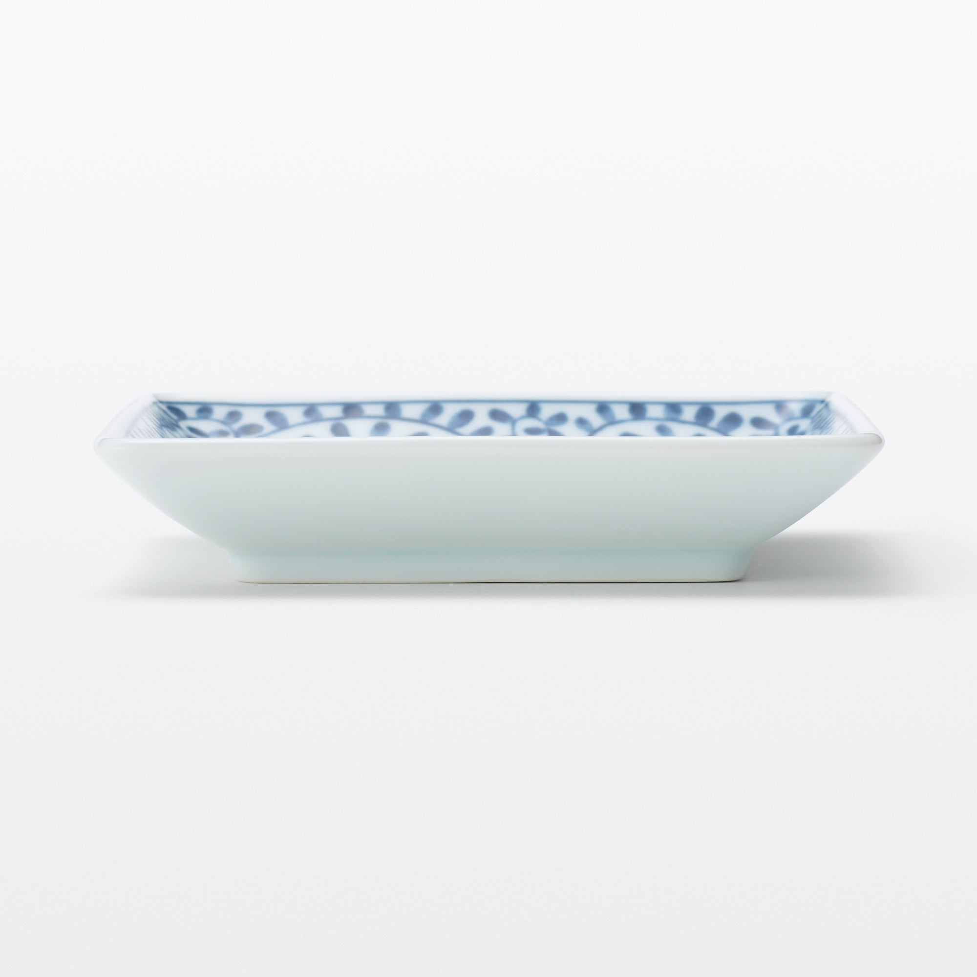 Hasami Ware Square Plate - Arabesque Pattern