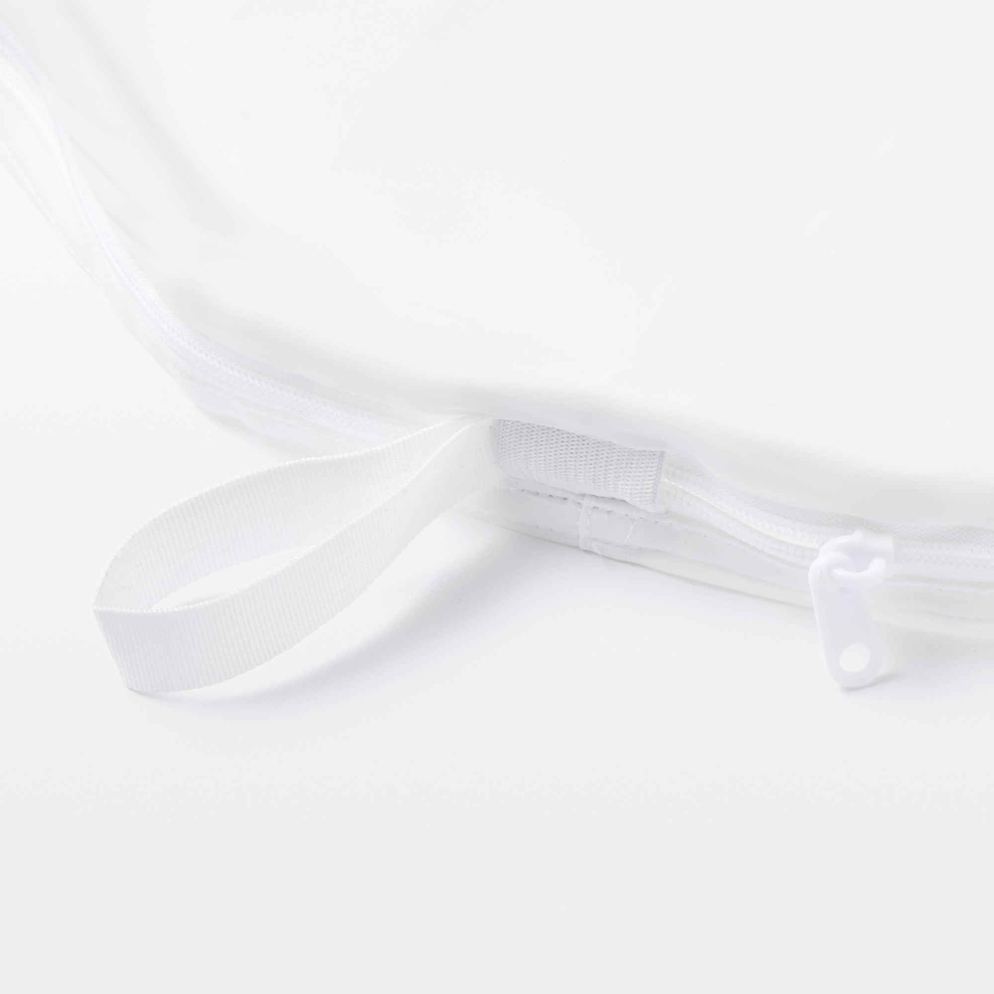 Densely Woven Fiber-Shielding Laundry Net for Large Items