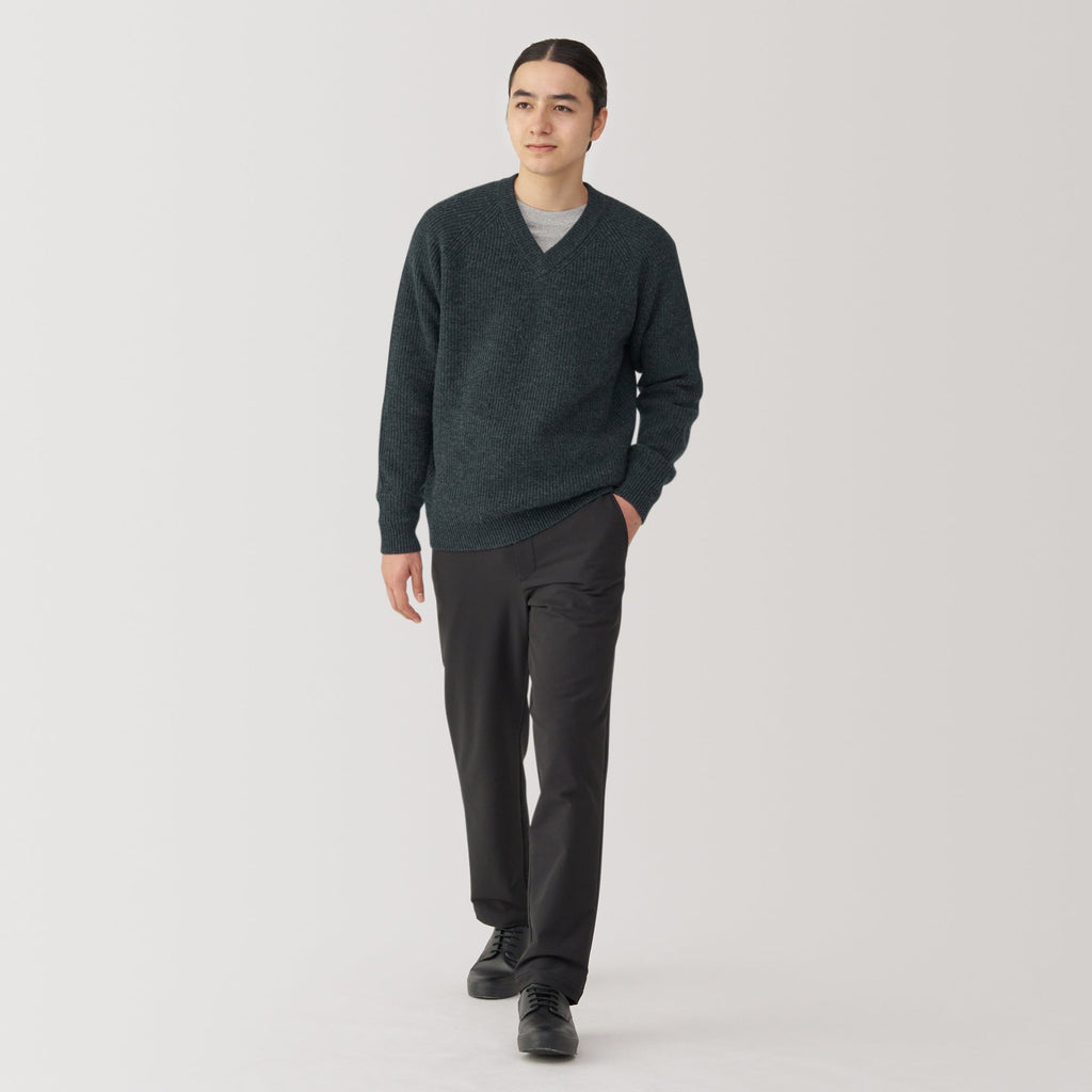 Men's Mid-Gauge V Neck Sweater