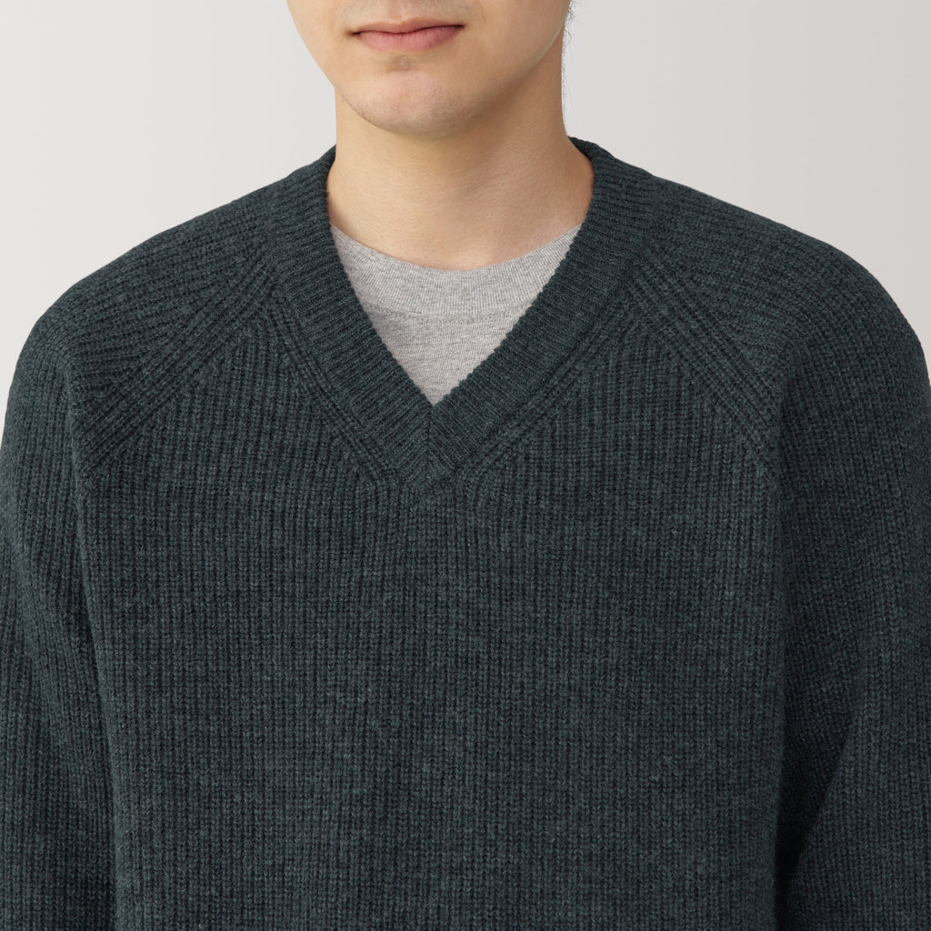 Men's Mid-Gauge V Neck Sweater